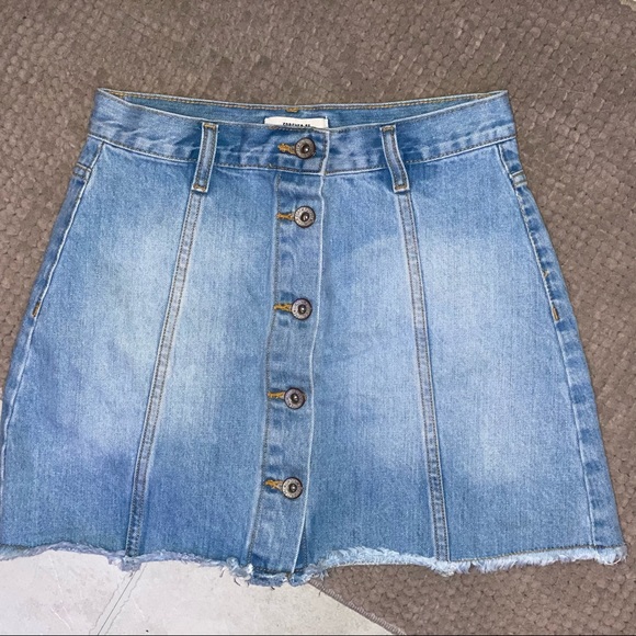 FOREVER21 Denim button-up skirt - Picture 2 of 2